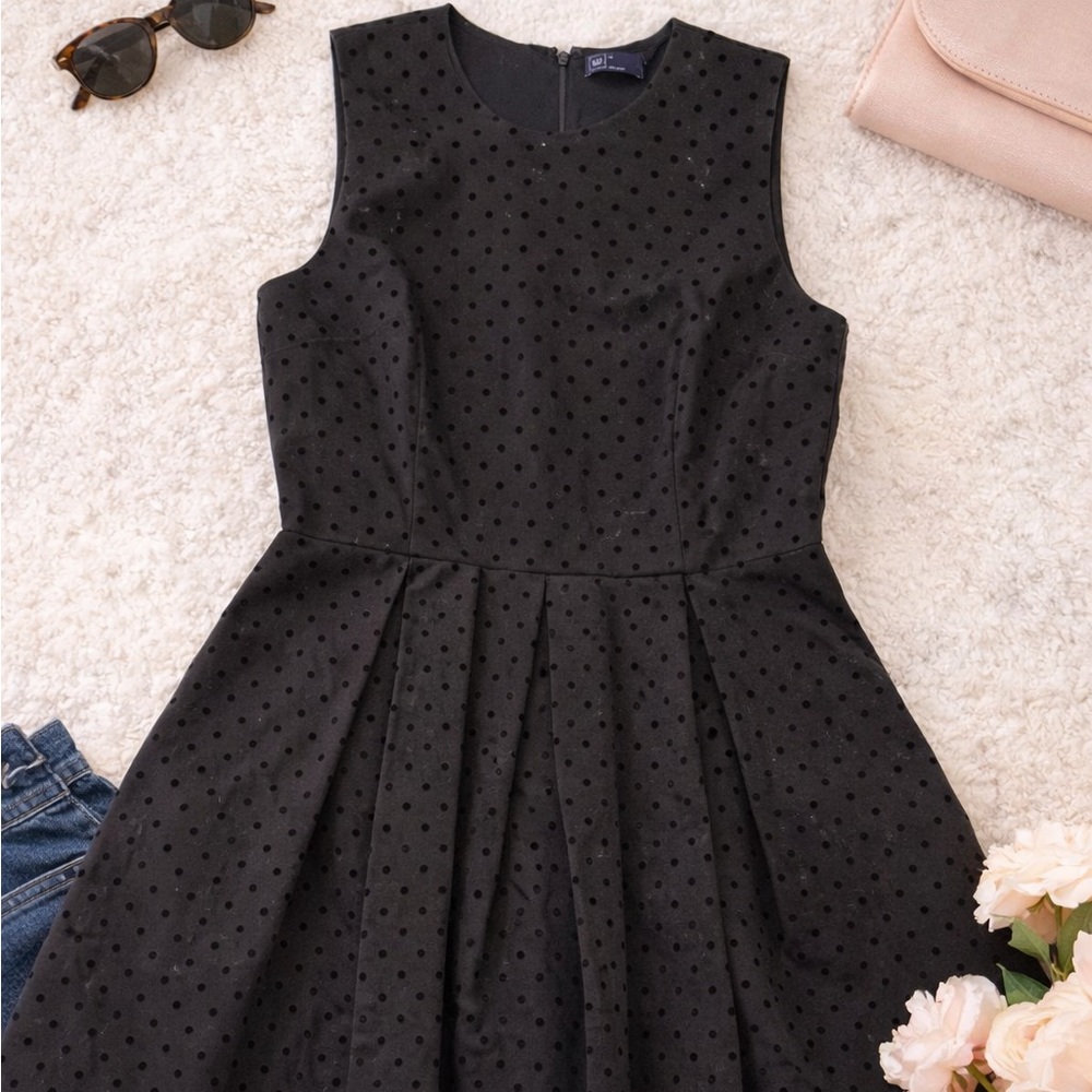Gap Black Polka Dot Fit & Flare Dress Size 12 Sleeveless